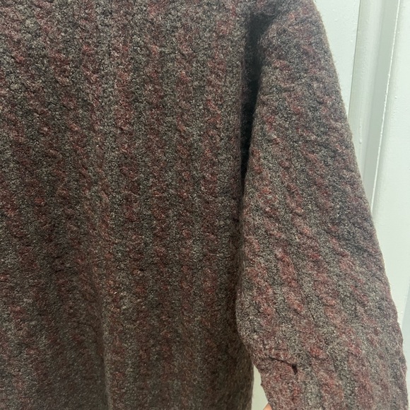 🚨($40for Live Show only!) Wool Blend Giorgio Armani Brown Men's Sweater - Picture 9 of 10